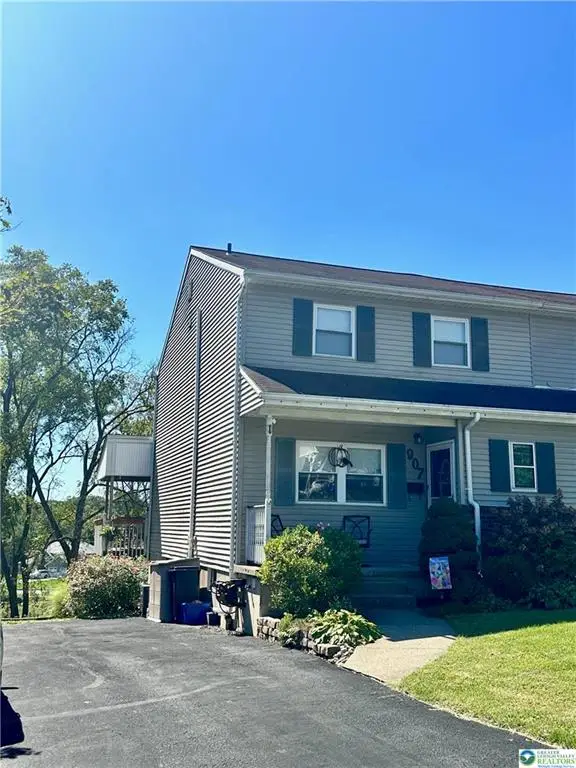 907 Lenape Circle, Catasauqua Boro, PA 18032