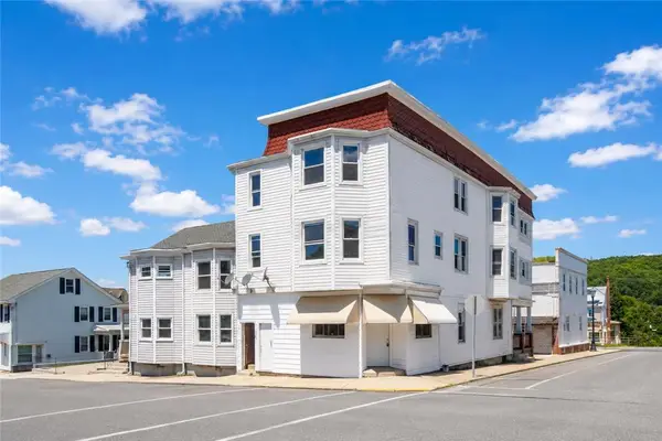 265 E Bertsch Street, Lansford, PA 18232