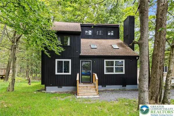 7079 Boulder Court, Coolbaugh Twp, PA 18466