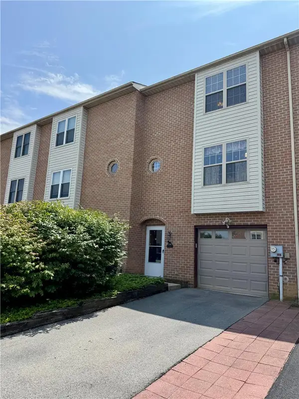 324 W 2nd Street, Alburtis Boro, PA 18011