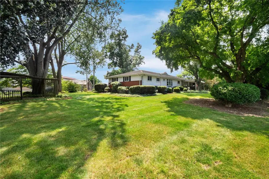 9237 Newtown Road, Breinigsville, PA 18031 - #2