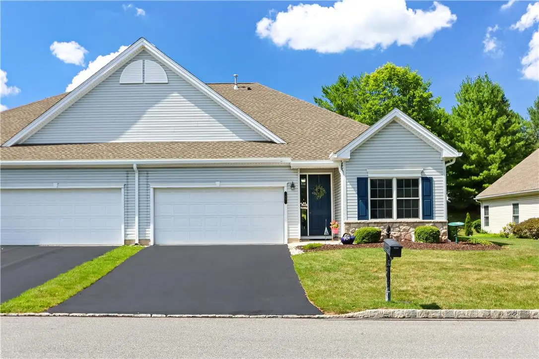 46 Glenmoor Circle N, Palmer Township, PA 18045 - #1