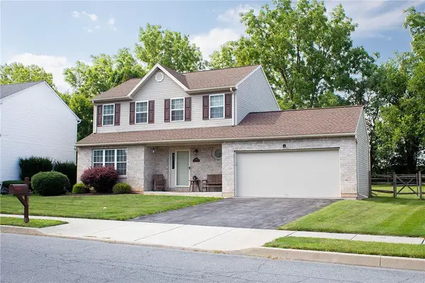 71 Penns Grant Drive, Palmer Twp, PA 18045