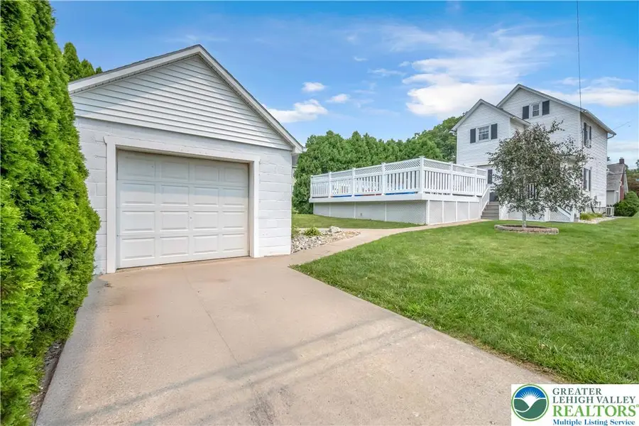 4 Fairview Avenue, Wind Gap, PA 18091 - #2