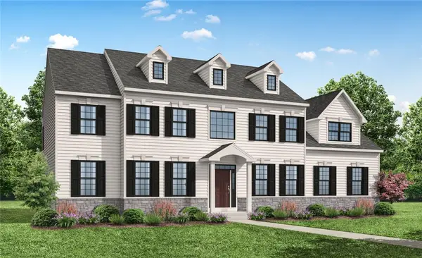 5199 Surrey Court, Lower Macungie Twp, PA 18104