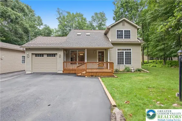12 Sidney Mews, Penn Forest Twp, PA 18210
