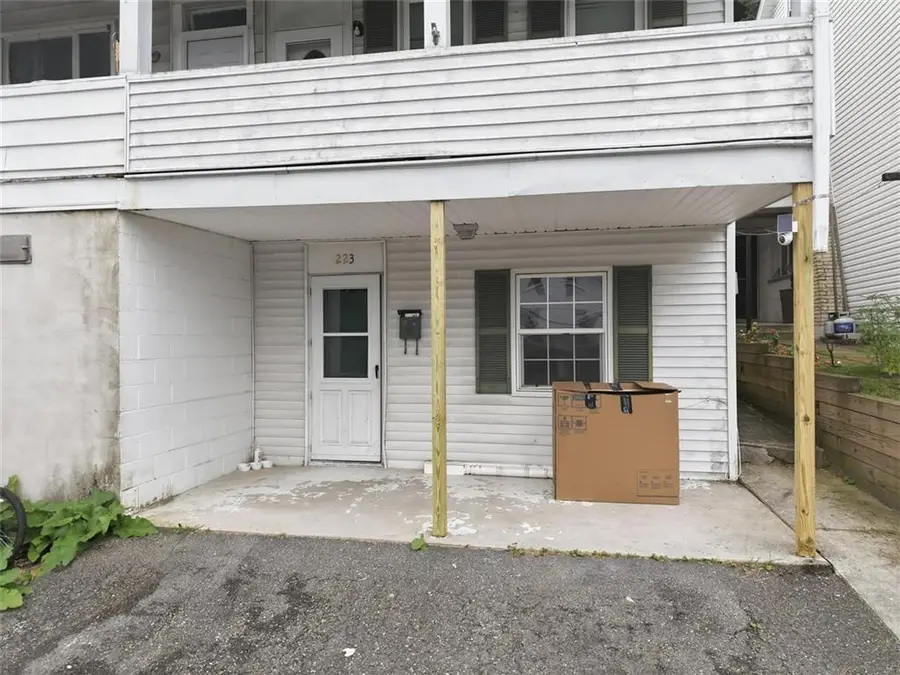 223 W High Street, Nesquehoning, PA 18240 - #2
