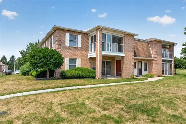 2649 Rolling Green Drive, Macungie Boro, PA 18062