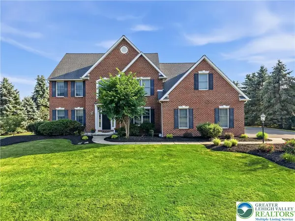 13 Country Road, Allen Twp, PA 18067