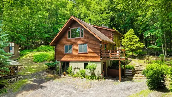 230 W Creek Drive, Penn Forest Twp, PA 18235