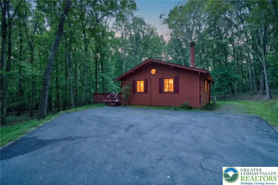 1137 Grand Mesa Drive, Sierra View, PA 18353 - #3