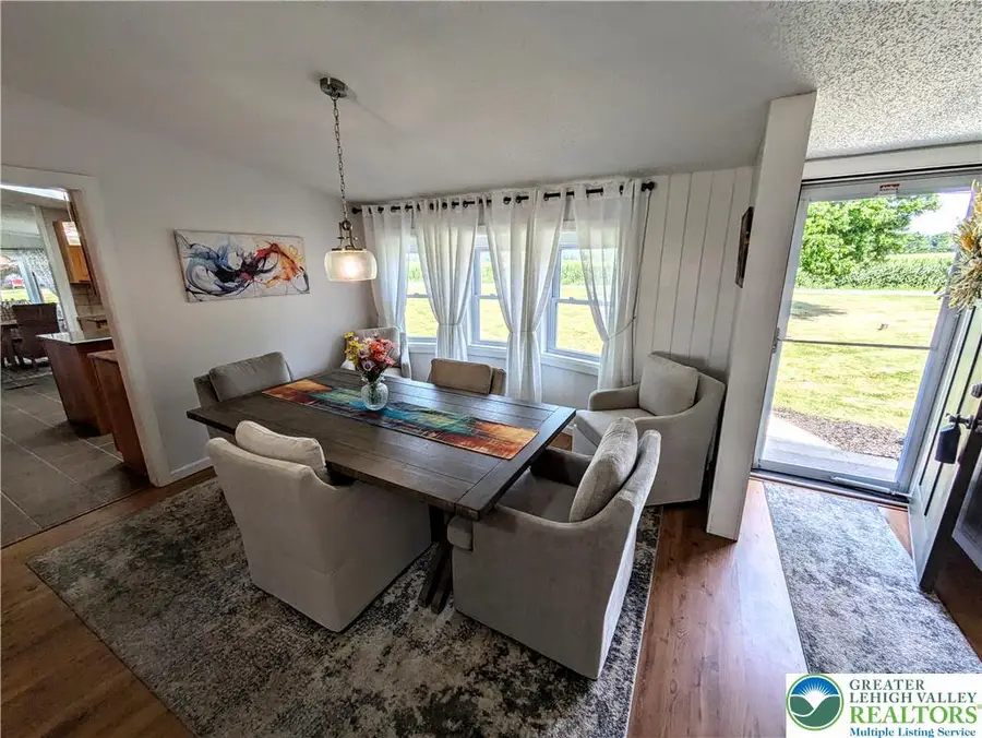 317 S Hokendauqua Drive, Moore, PA 18067 - #3