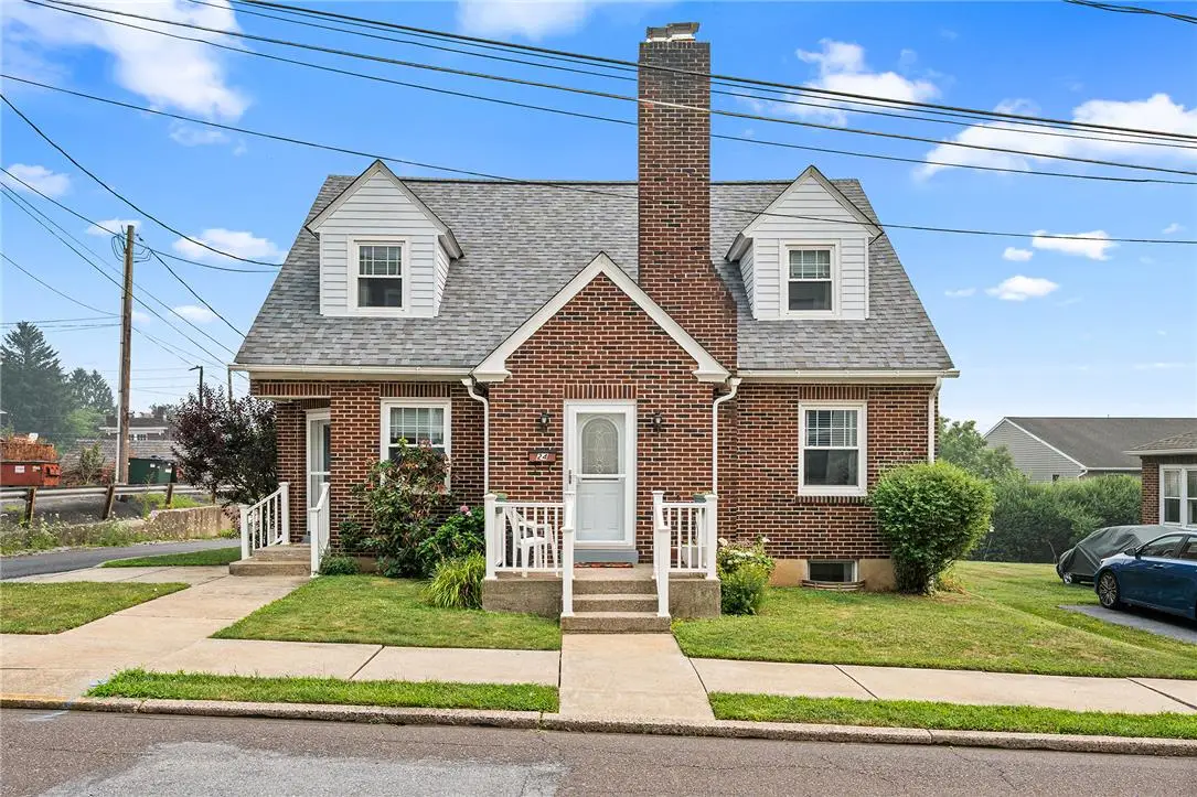 24 Sycamore Street, Hellertown, PA 18055 - #1