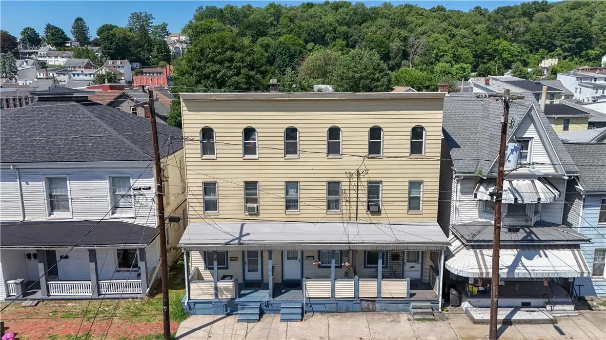 406 Pine Street, Tamaqua, PA 18252 - #1