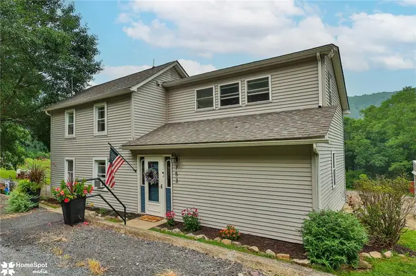 753 Lower Cherry Valley Road, Hamilton Twp, PA 18360