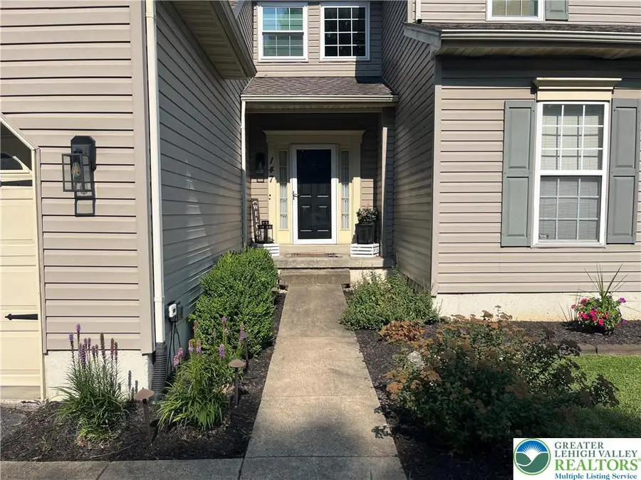 147 Susquehanna Trail, Upper Macungie, PA 18104 - #2