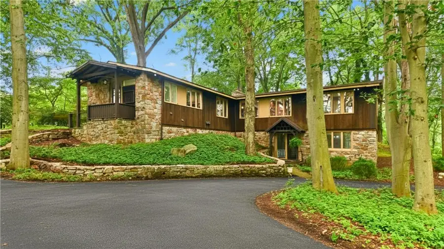 1657 Linden Oaks Lane, Lower Saucon, PA 18015 - #2
