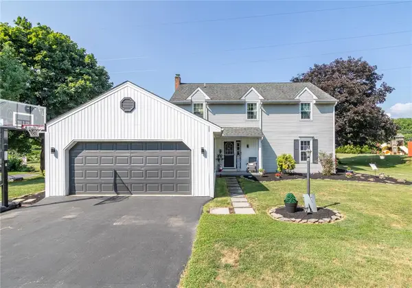 1670 Lamplighter Drive, Macungie Boro, PA 18062