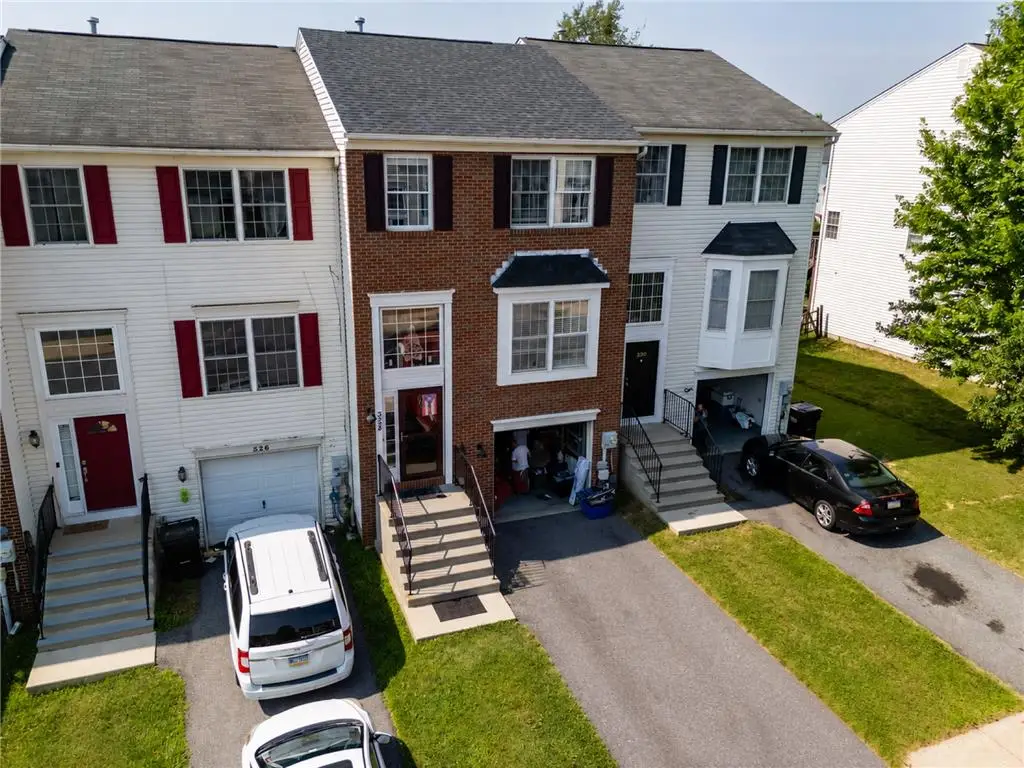328 S Oak Street, Freemansburg, PA 18017 - #1