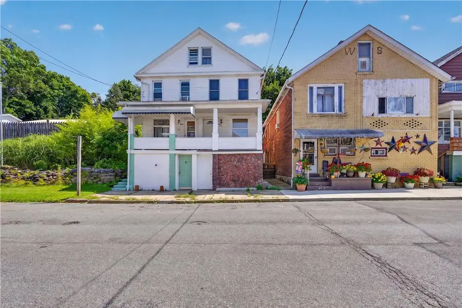 325 E Fell Street, Summit Hill, PA 18250 - #2