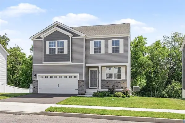 321 Knollwood Drive, Easton, PA 18040