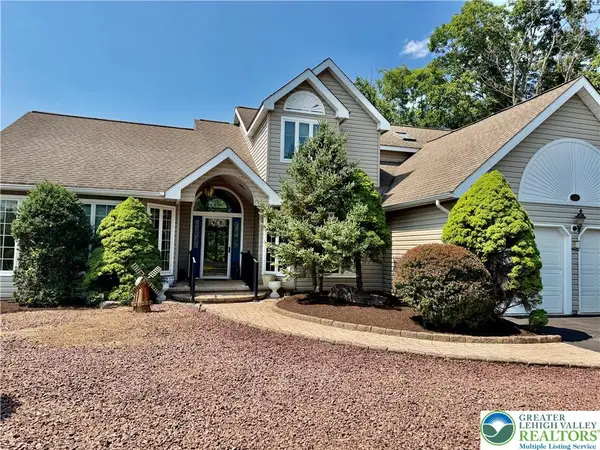 555 Eagle Drive, Middle Smithfield Twp, PA 18302