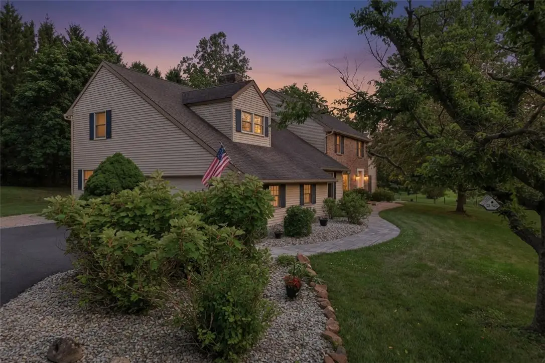 1553 Surrey Road, Lower Saucon, PA 18015 - #1