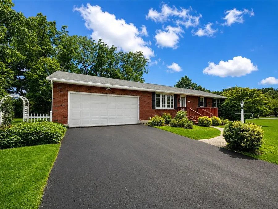 32 W Sylvan Drive, Allen, PA 18067 - #3