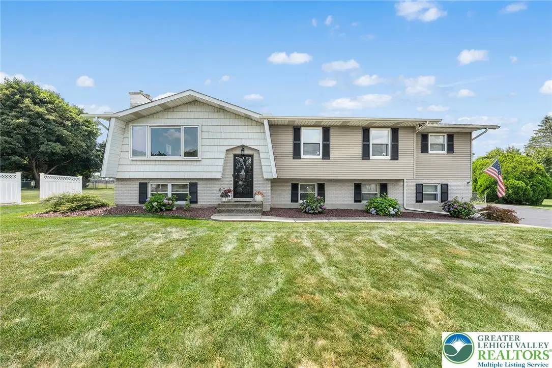 541 Mountain View Road, Lower Nazareth, PA 18064 - #1