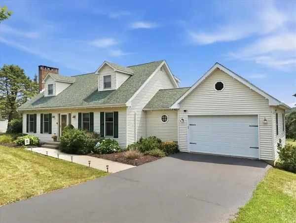 522 Green Lane, West Penn Twp, PA 18211