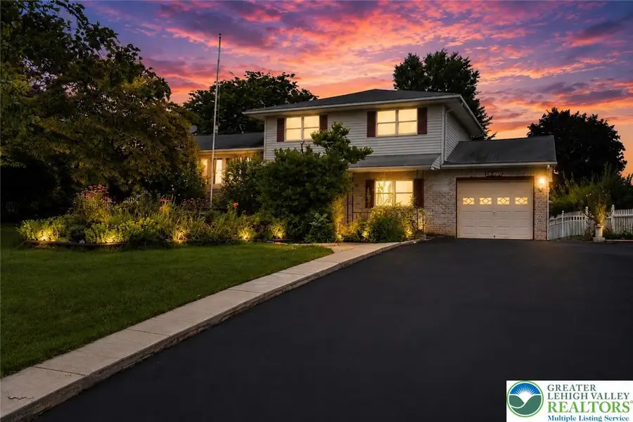 4279 Hilltop Place, Bethlehem, PA 18020 - #2