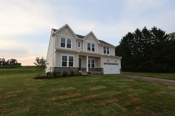 5733 Frederick Drive, East Allen Twp, PA 18017