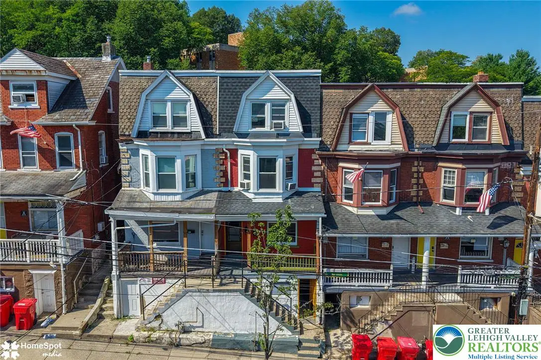 560 Hillside Avenue, Bethlehem, PA 18015 - #1
