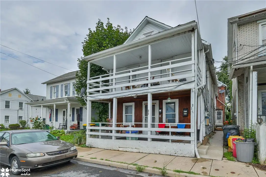 217 Pen Argyl Street, Pen Argyl, PA 18072 - #1