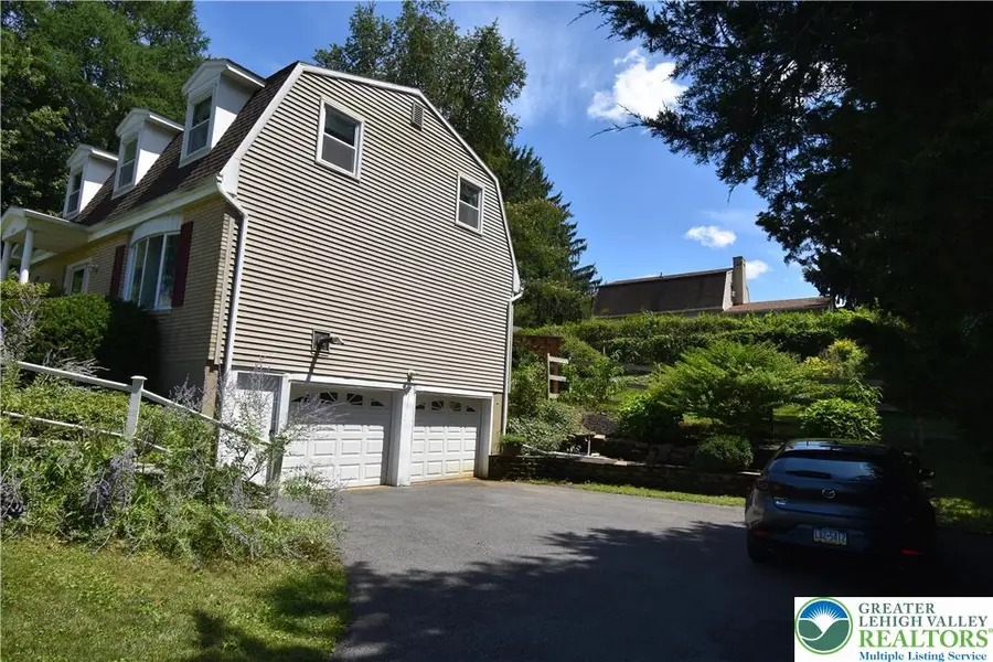 605 Barnyard View, Forks Township, PA 18040 - #3