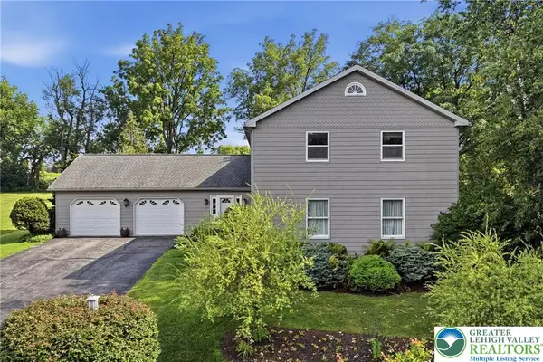 870 Wafford Lane, Bethlehem City, PA 18017