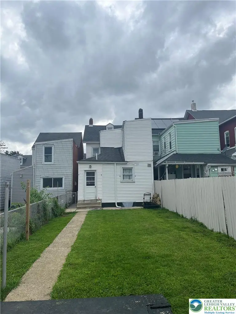 528 Centre Street, Easton, PA 18042 - #3