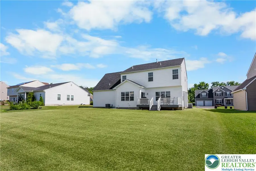 540 Chief Tatamy Street, Tatamy, PA 18045 - #2
