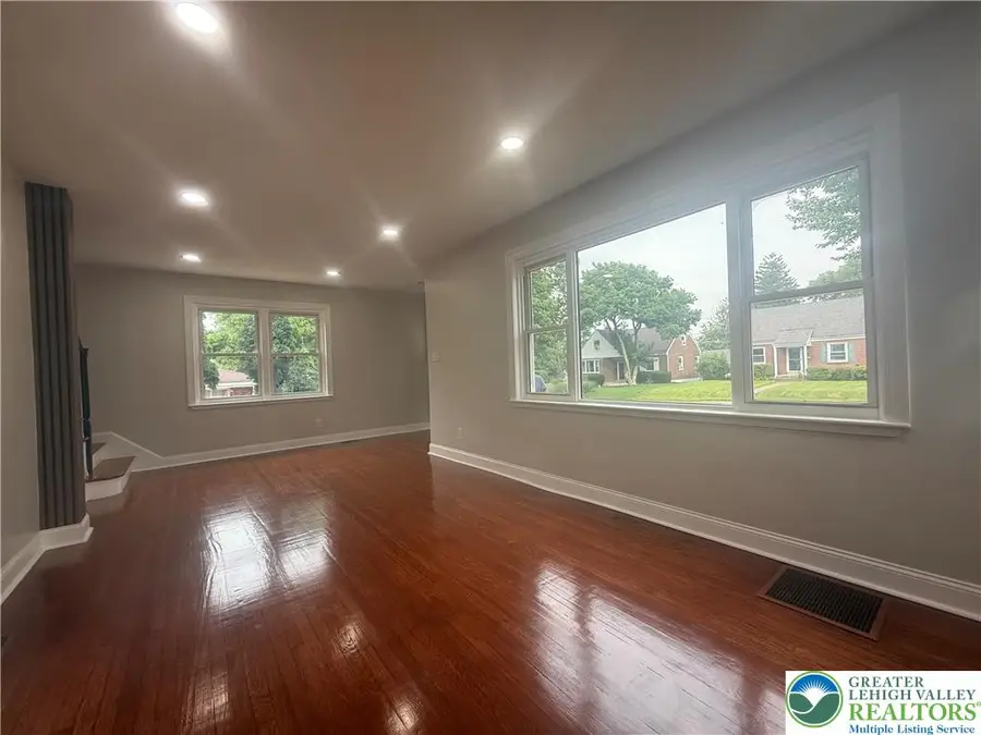 2309 W Washington Street, Allentown, PA 18104 - #3