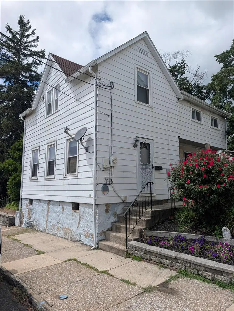 29 E Depot Street, Hellertown, PA 18055 - #1