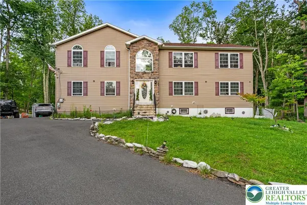 195 Sunrise Loop, Pocono Twp, PA 18332