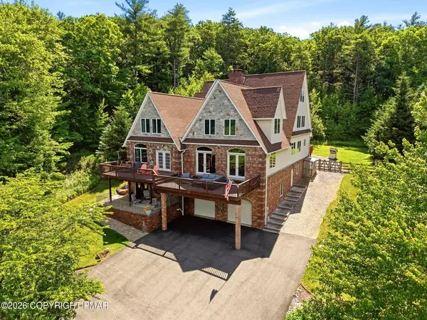 235 Plantation Drive, Franklin Twp, PA 18235