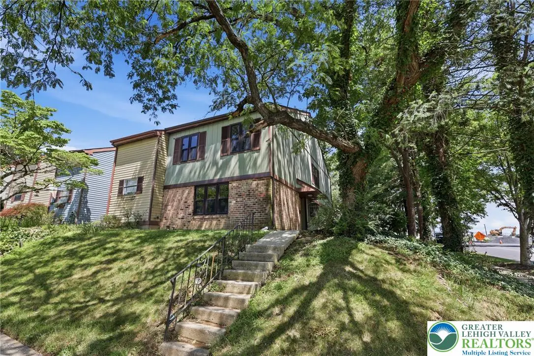 1701 Saratoga Court, South Whitehall, PA 18104 - #1