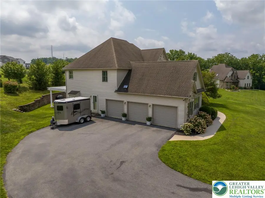 217 Gower Road, Bushkill, PA 18064 - #2