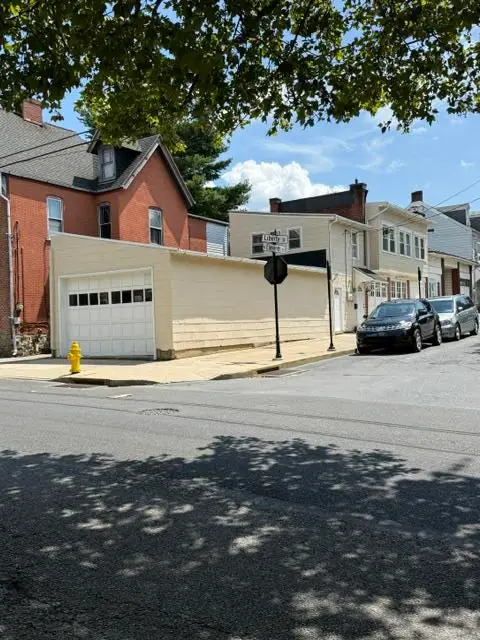 1044 W Liberty Street, Allentown, PA 18102 - #1