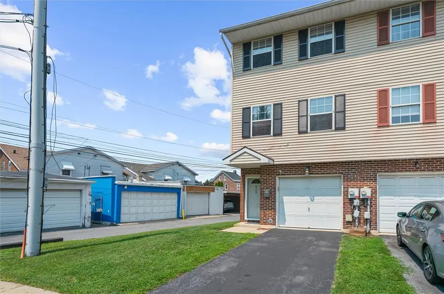 813 E Gordon Street, Allentown, PA 18109 - #2