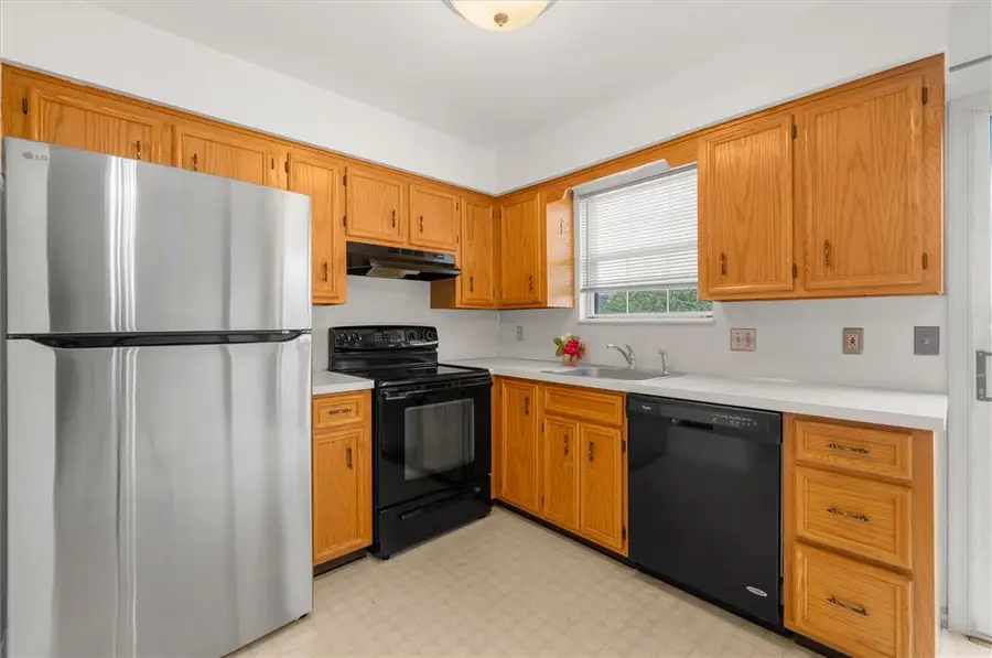 813 E Gordon Street, Allentown, PA 18109 - #3