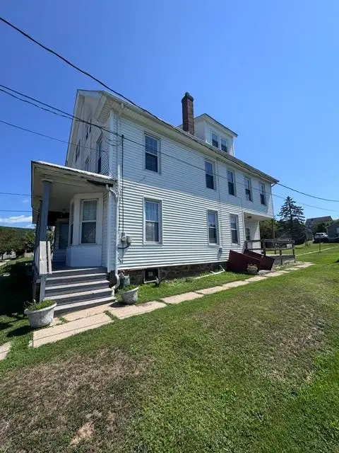 914 North Street, Jim Thorpe, PA 18229 - #3