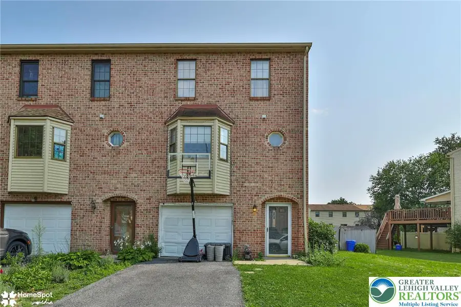 472 Vera Circle, Bethlehem, PA 18017 - #2