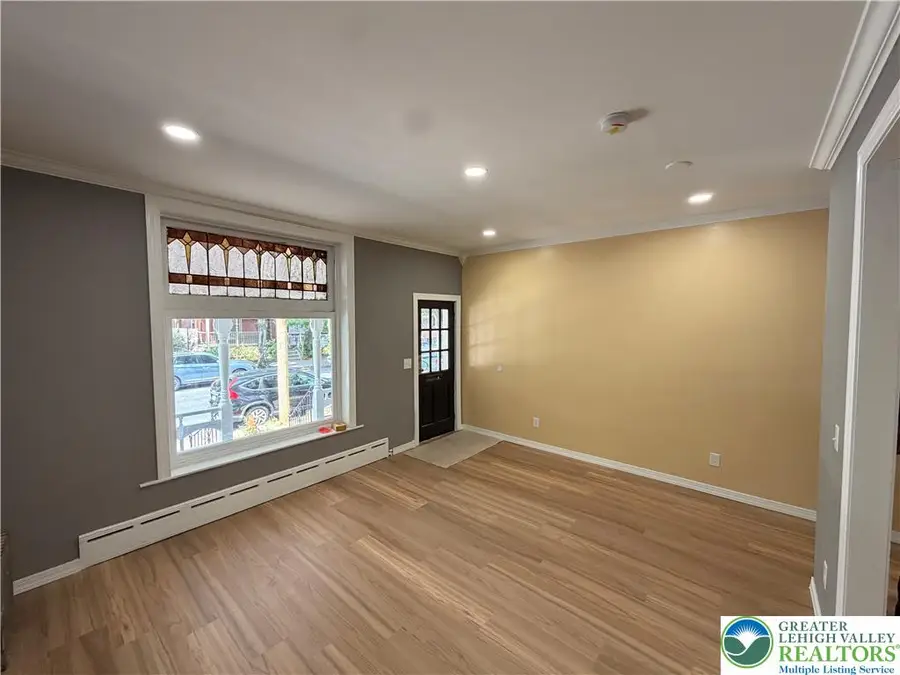 535 6th Street, Allentown, PA 18102 - #3